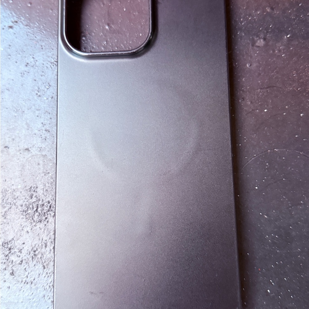 Flaunt Black Matte Square iphone 16 pro max + magsafe